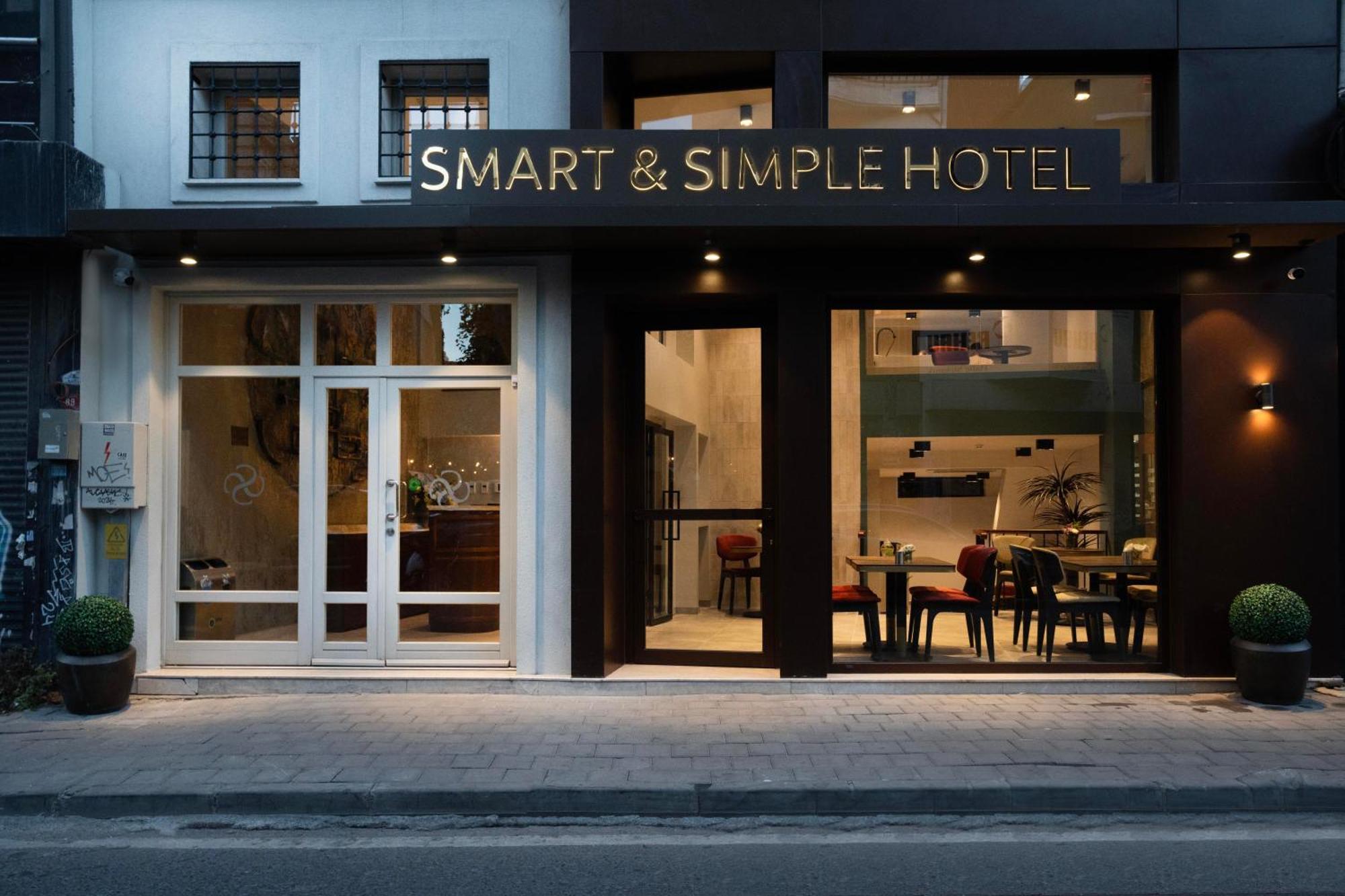 Smart And Simple Hotel Karakoy Istanbul Exterior photo