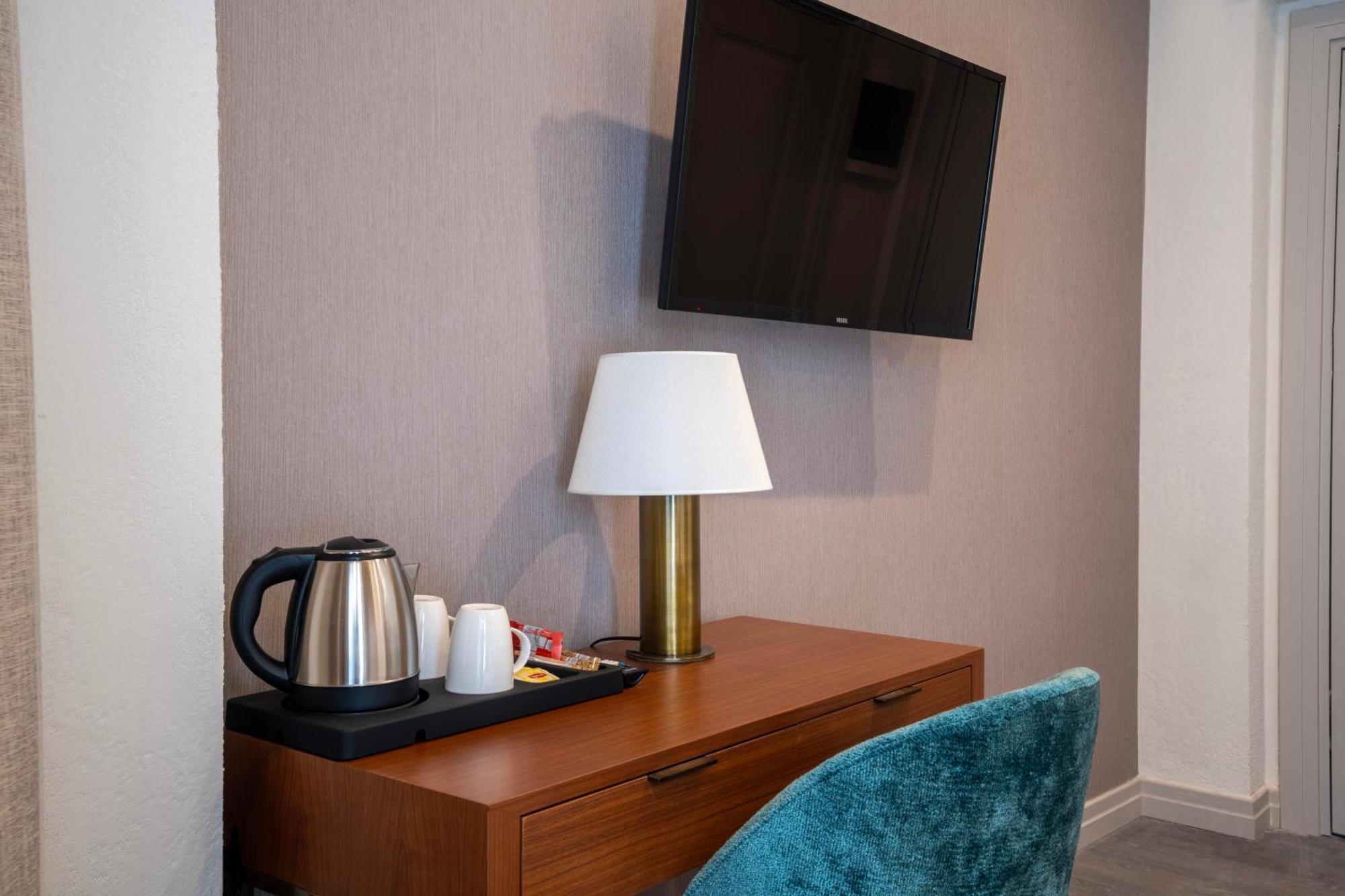 Smart And Simple Hotel Karakoy Istanbul Exterior photo