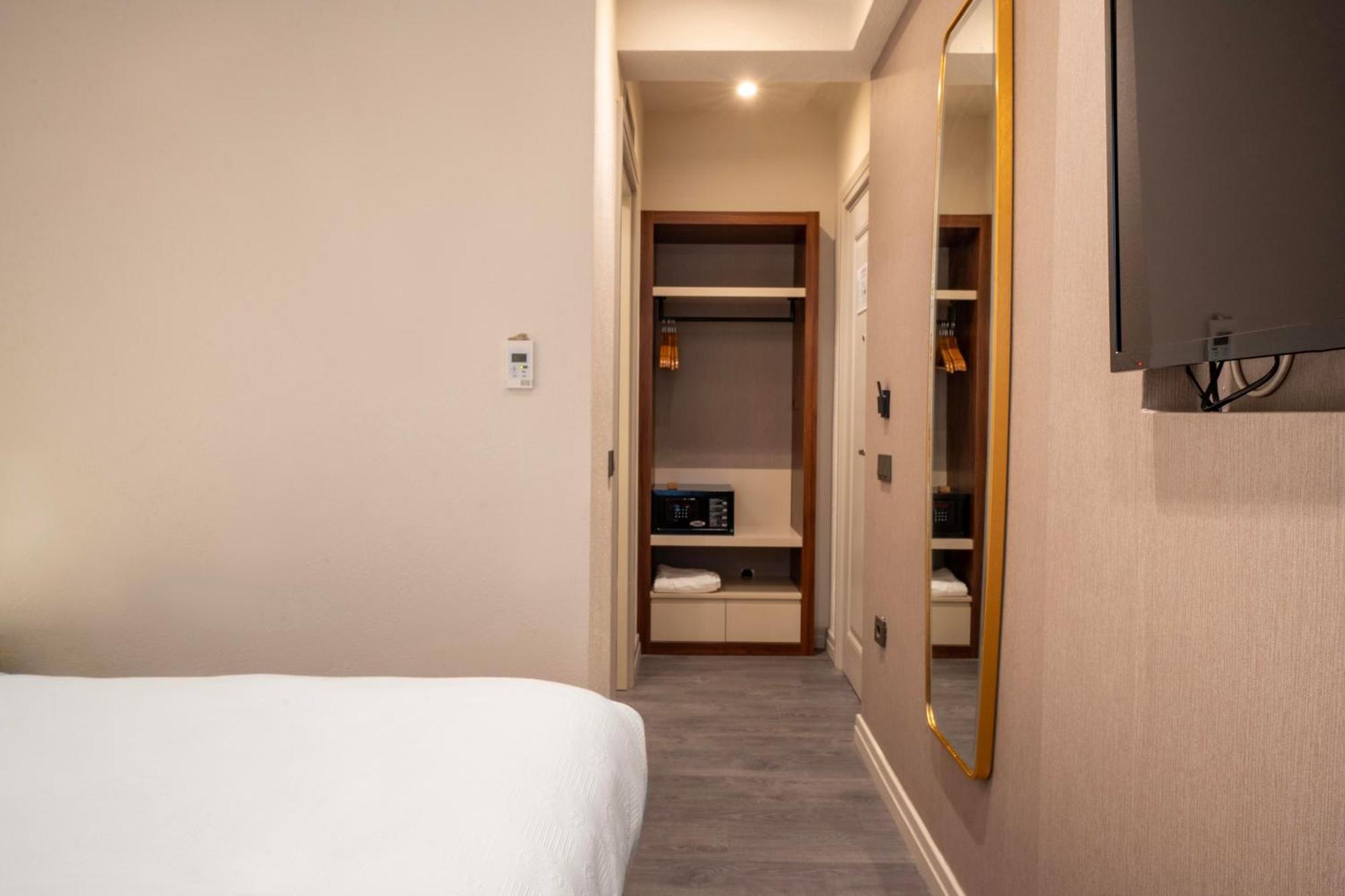 Smart And Simple Hotel Karakoy Istanbul Exterior photo