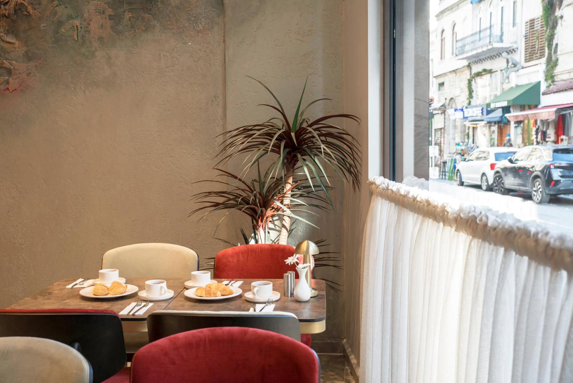 Smart And Simple Hotel Karakoy Istanbul Exterior photo