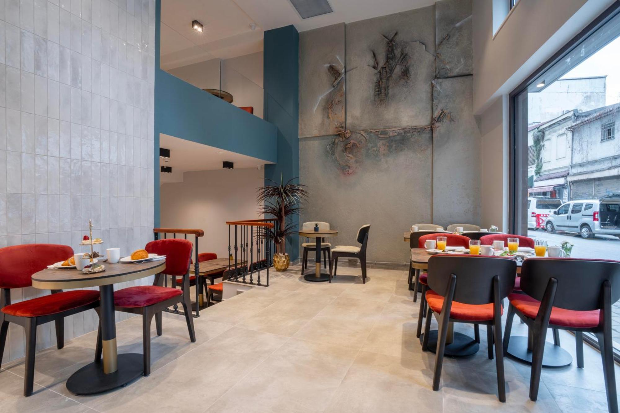 Smart And Simple Hotel Karakoy Istanbul Exterior photo